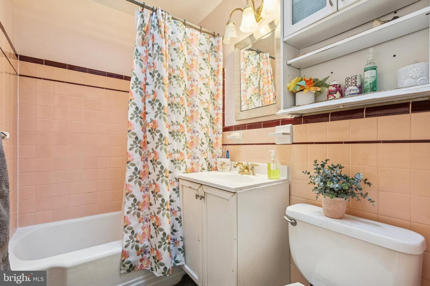 5437 Charles Street photo 14