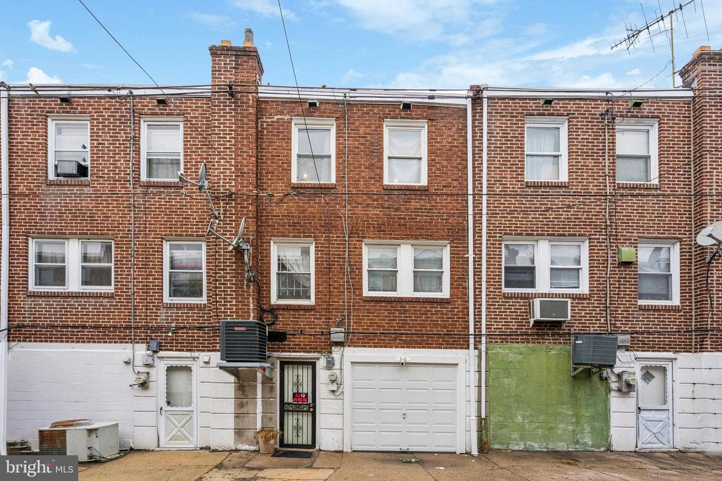 5437 Charles Street photo 15