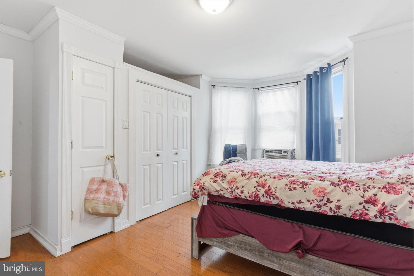 4006 N Marshall Street photo 11