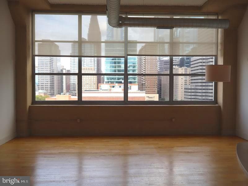 2200 Arch Street #906 photo 7