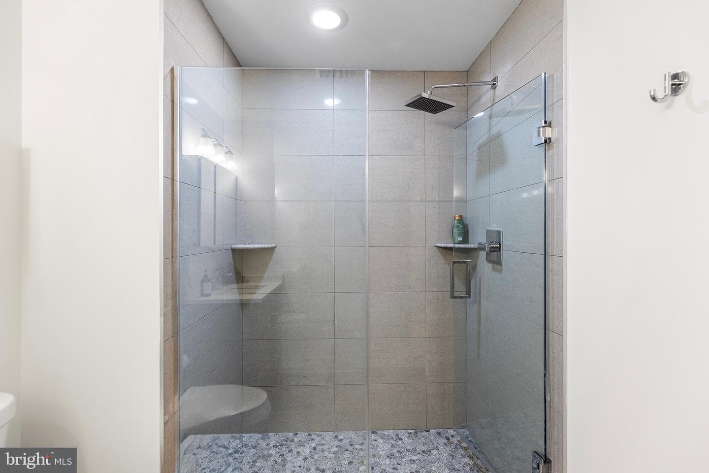 1323 Crease Street photo 17