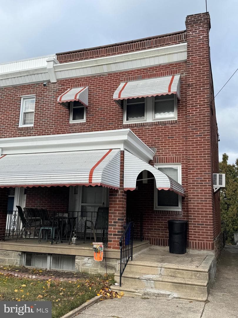 406 Kingsley Street photo 1