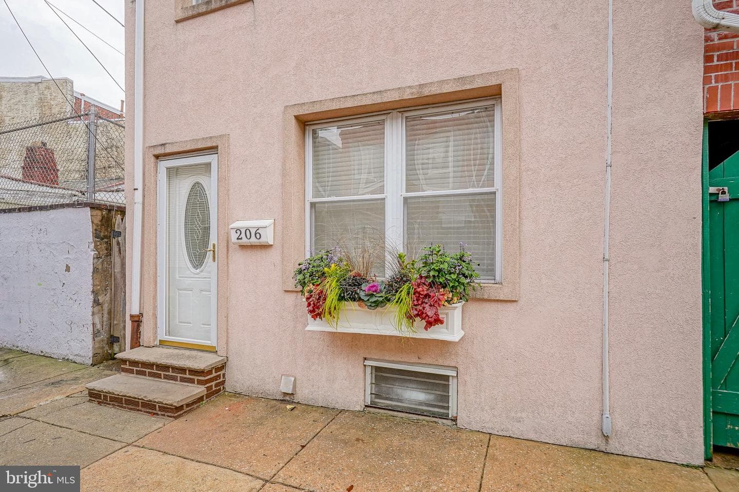 206 Wilder Street photo 3