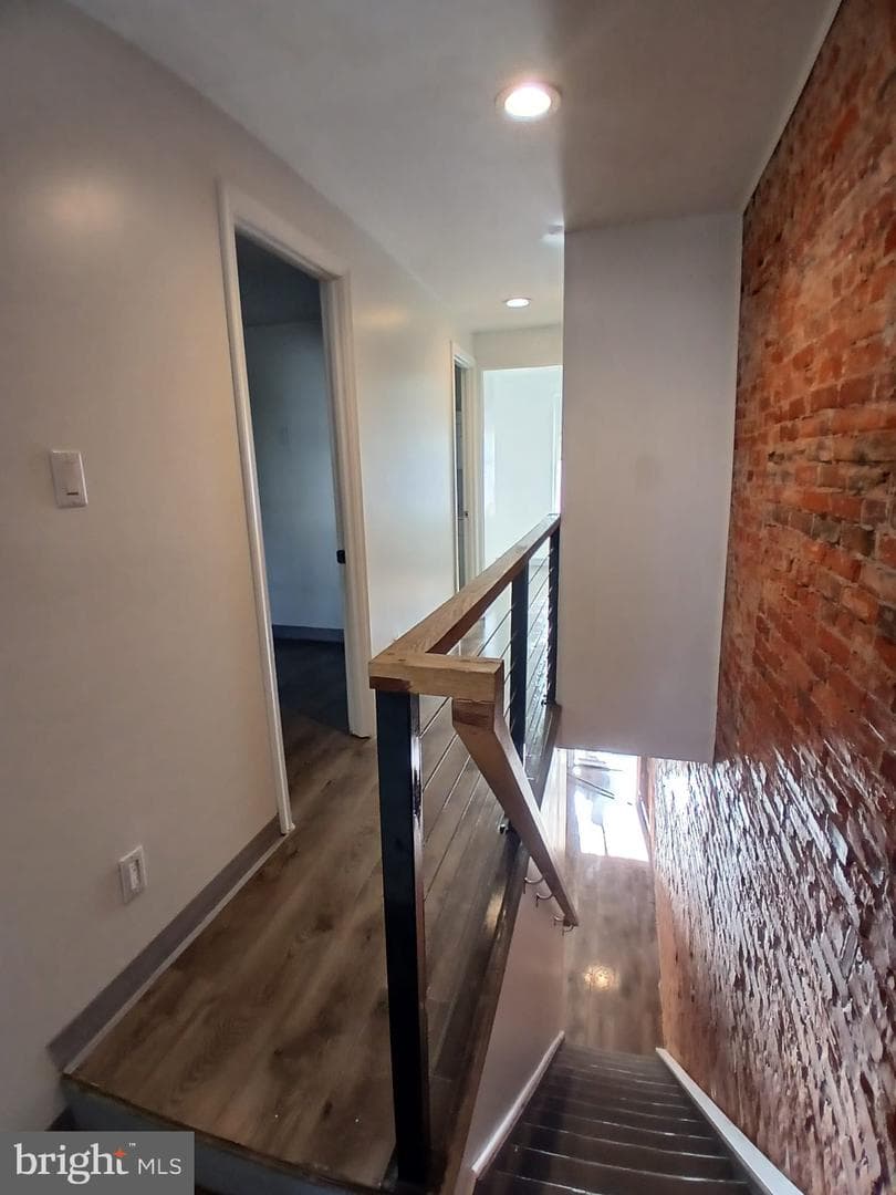 4511 Laird Street photo 8