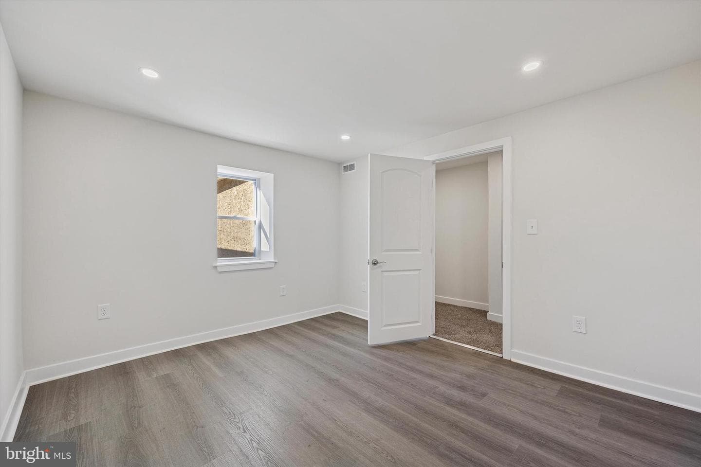 4666 Canton Street photo 19