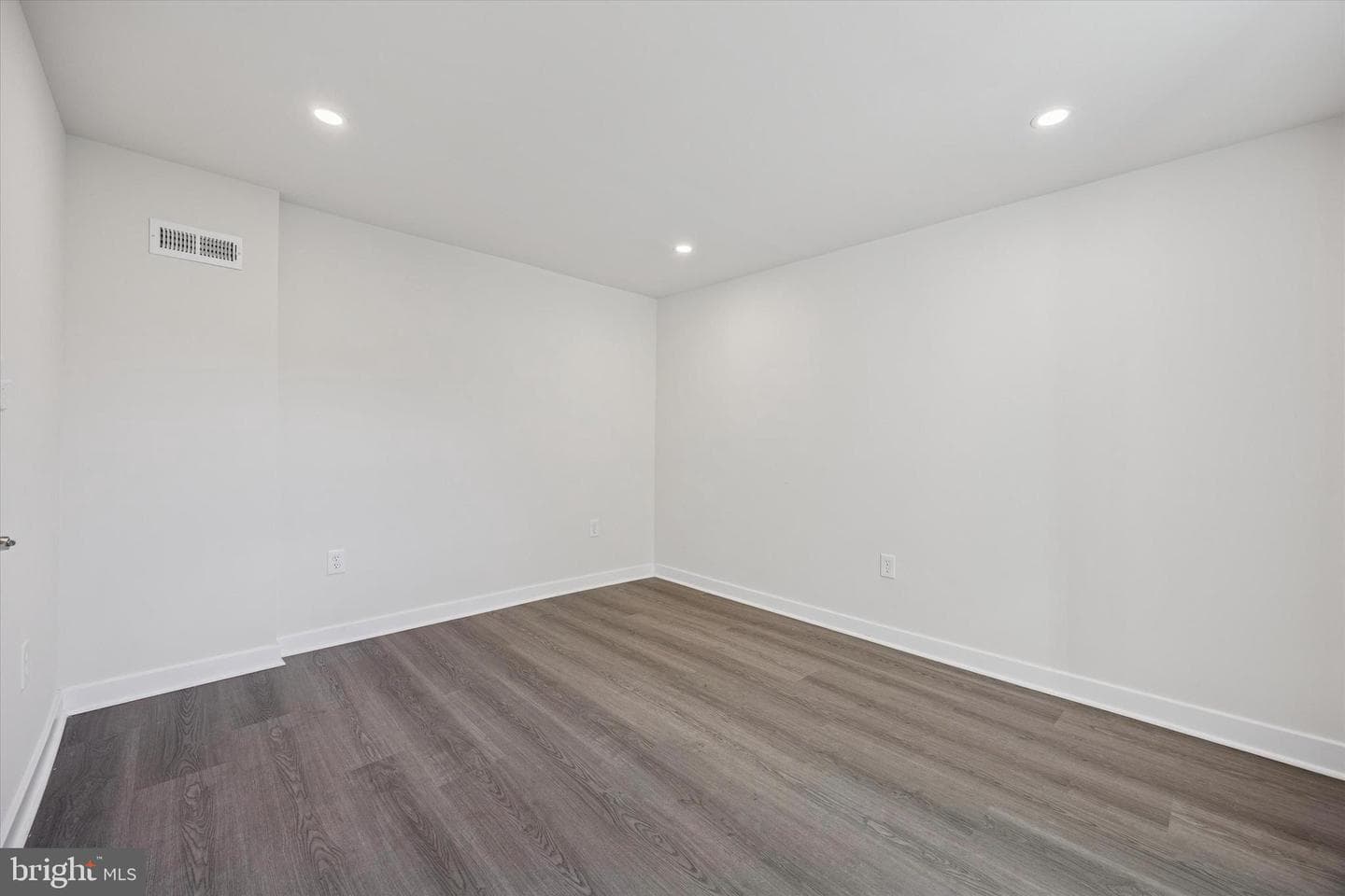 4666 Canton Street photo 20