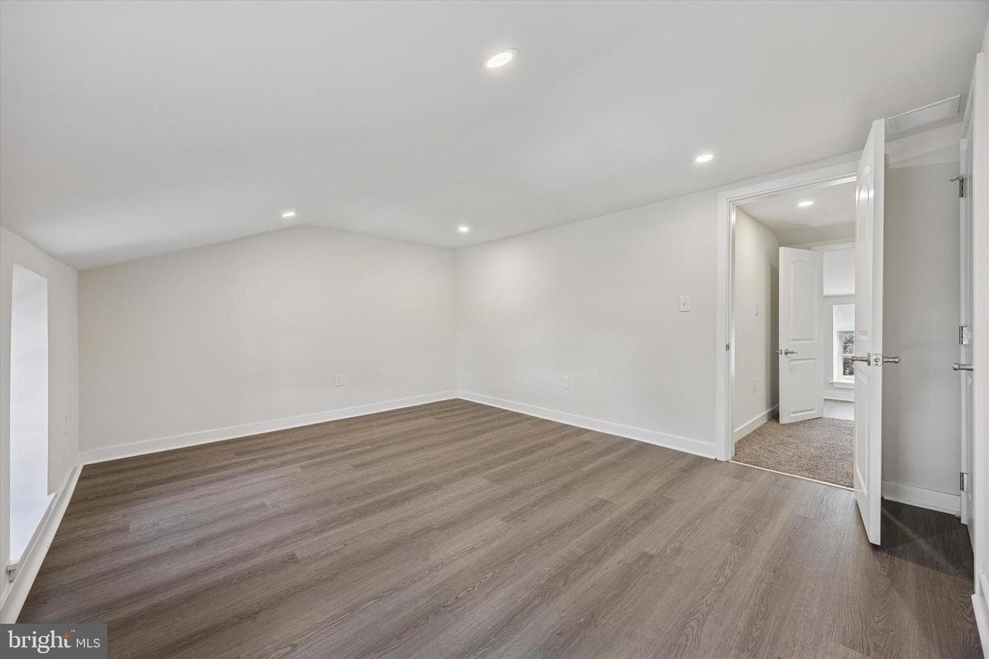 4666 Canton Street photo 25