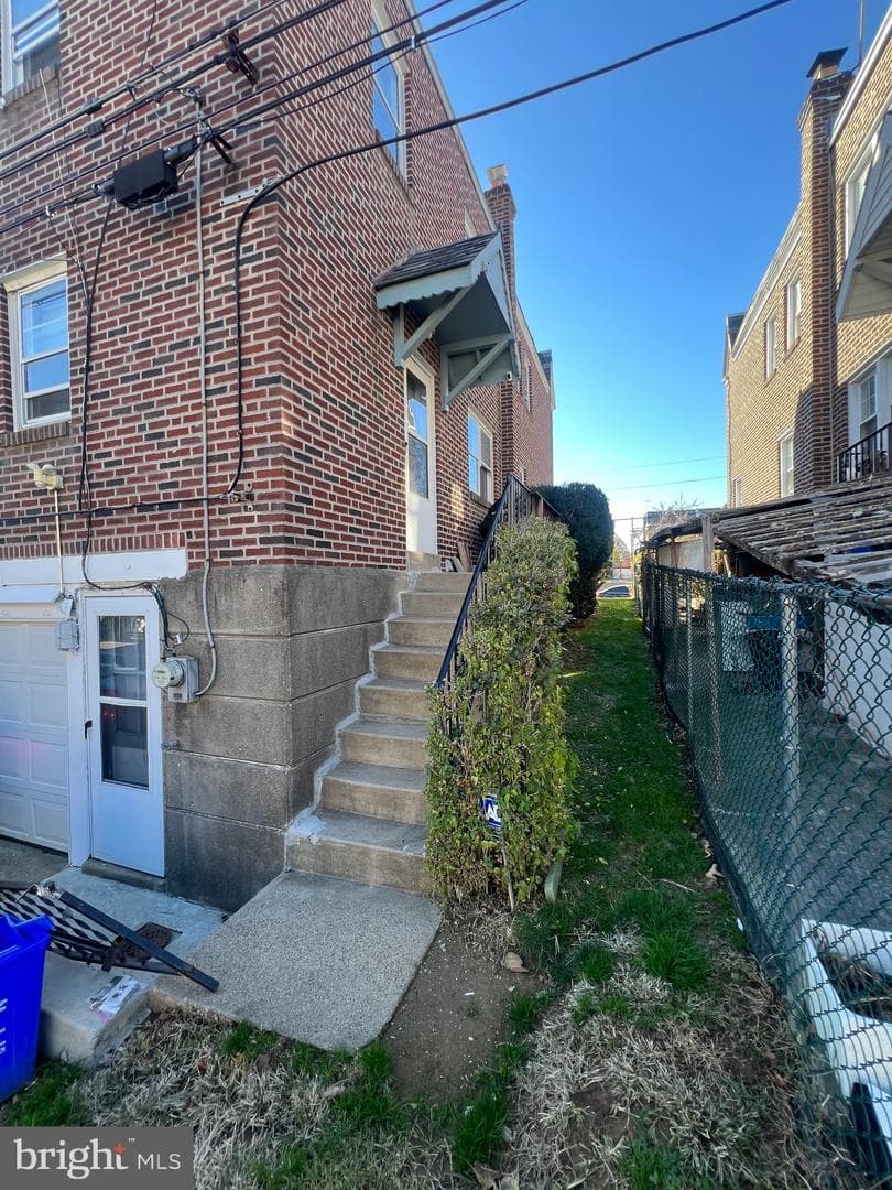 1117 Saint Vincent Street photo 40