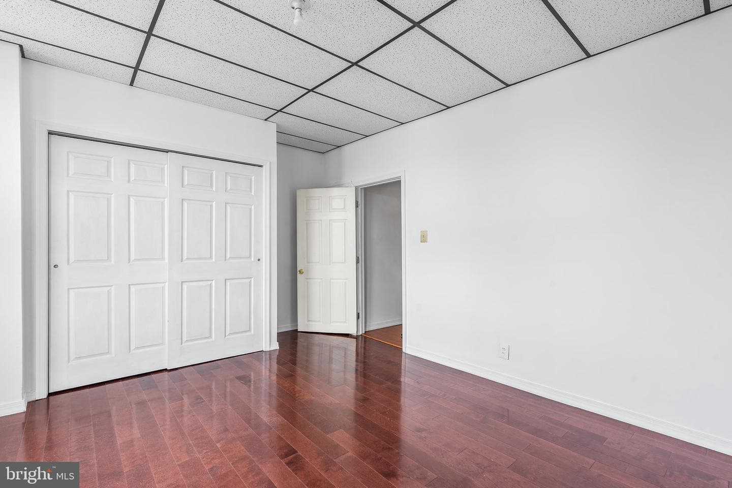 216 E Allegheny Avenue photo 28