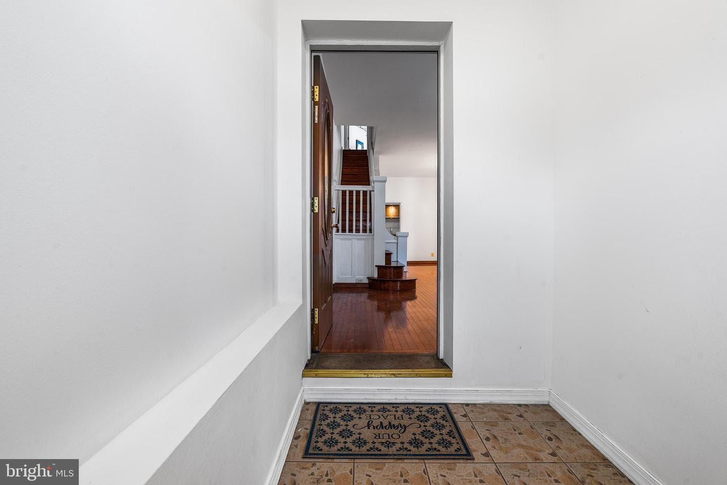 216 E Allegheny Avenue photo 4
