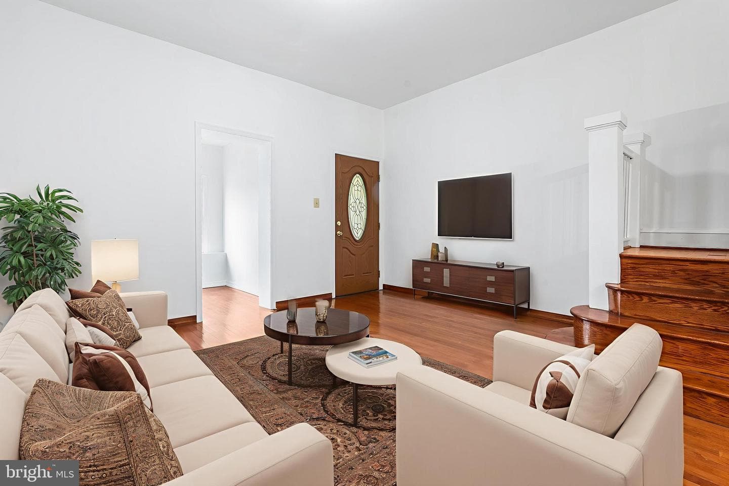 216 E Allegheny Avenue photo 5