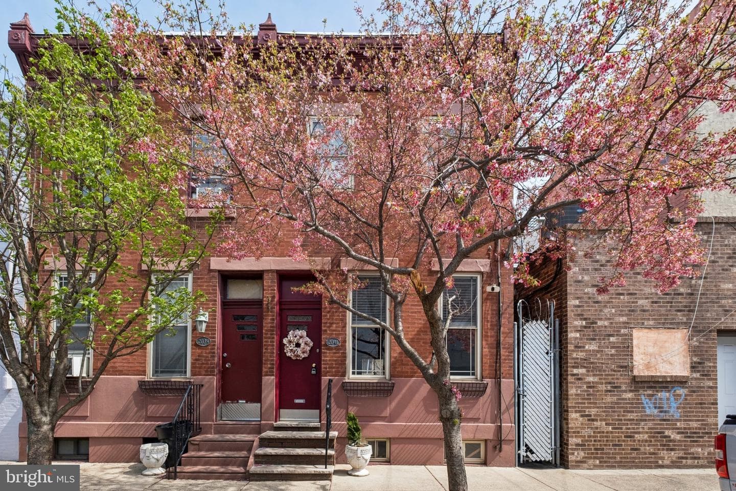 2041 S Bancroft Street photo 1