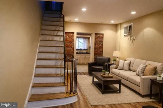 2041 S Bancroft Street photo 12