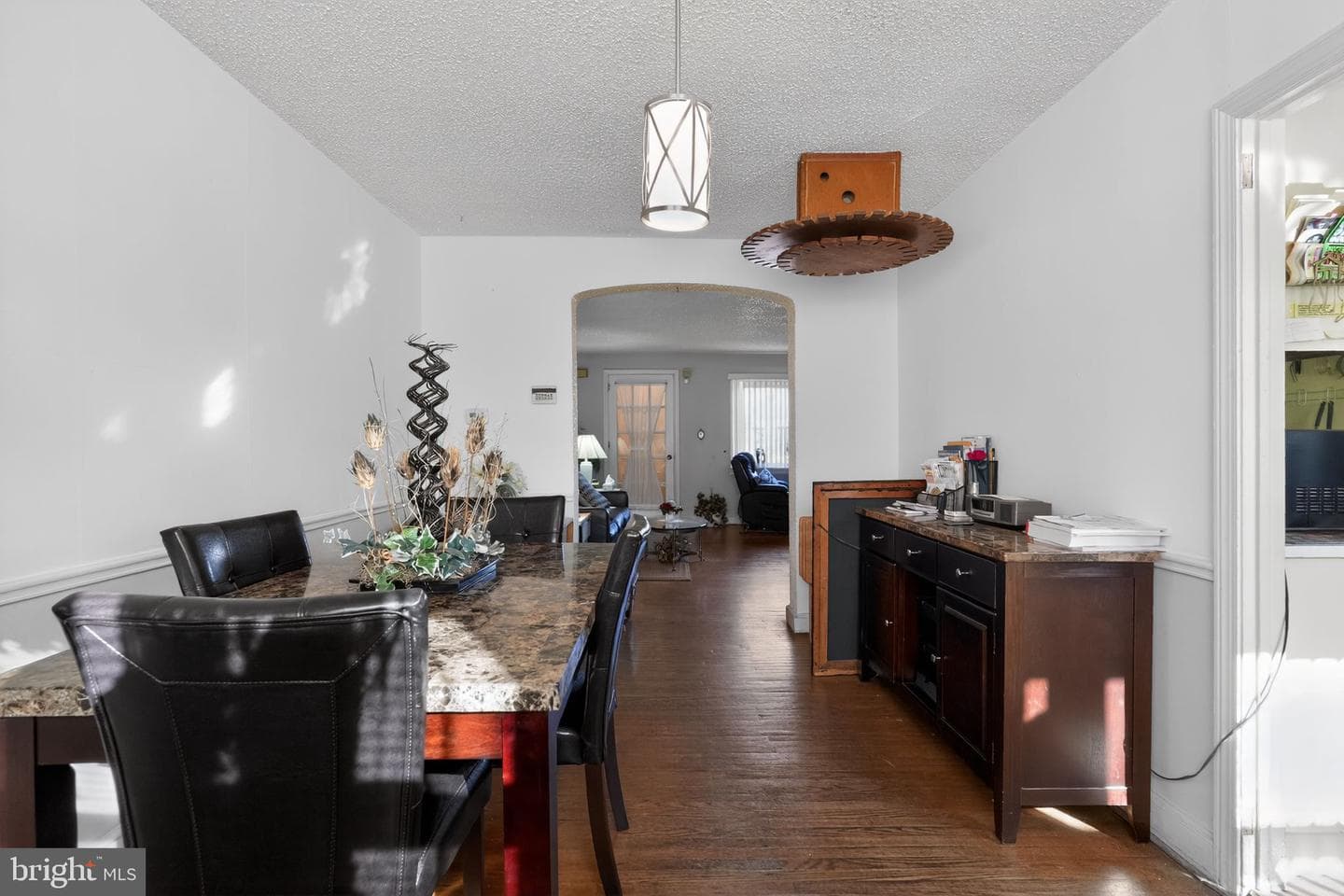 8238 Forrest Avenue photo 10