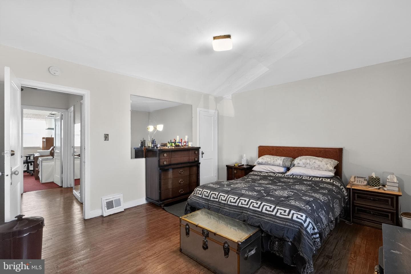 8238 Forrest Avenue photo 16