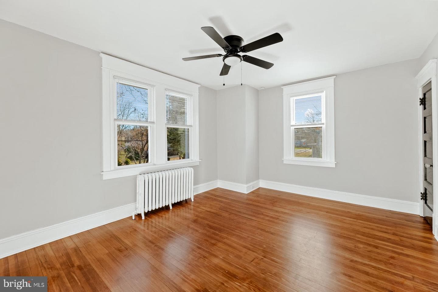 14030 Dana Avenue photo 18