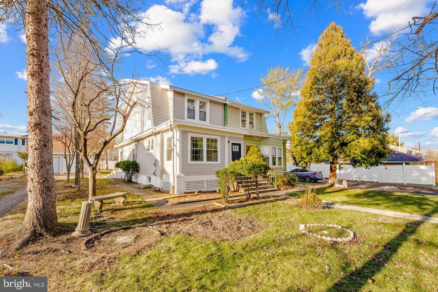 14030 Dana Avenue photo 2