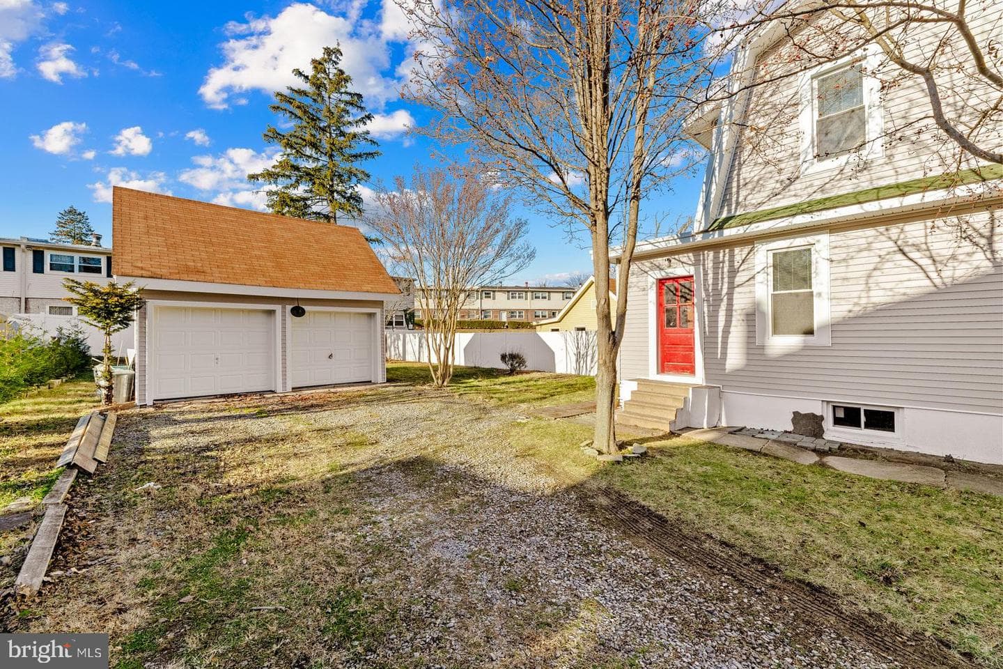 14030 Dana Avenue photo 26
