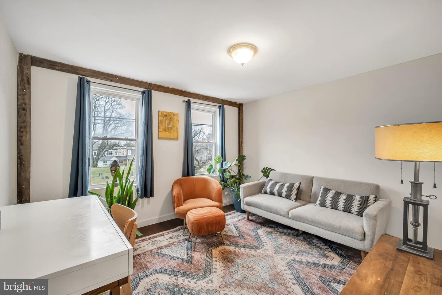 75 E Phil Ellena Street photo 11