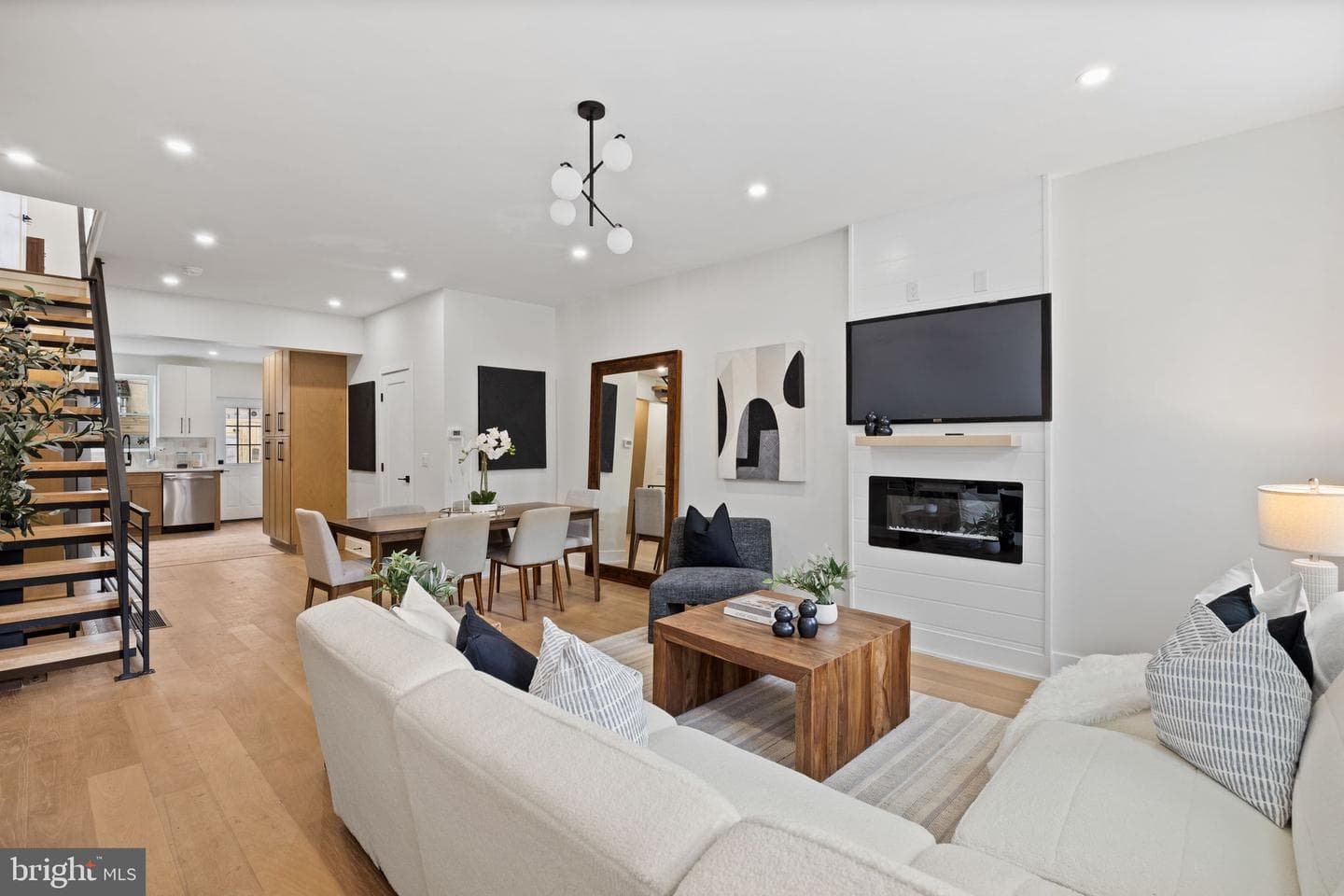 1111 Morris Street photo 7