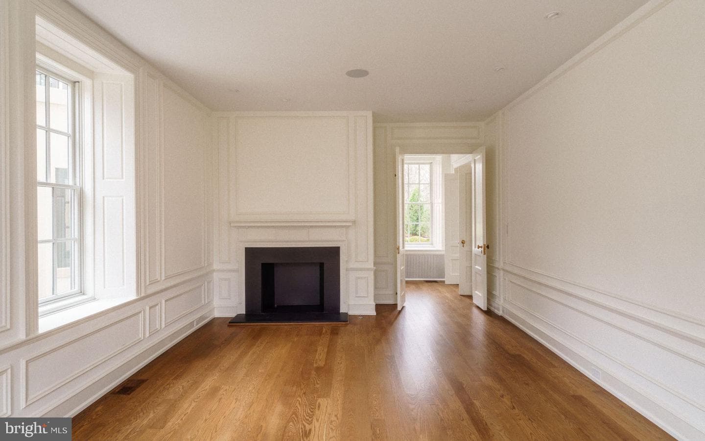 422 W Chestnut Hill Avenue photo 11