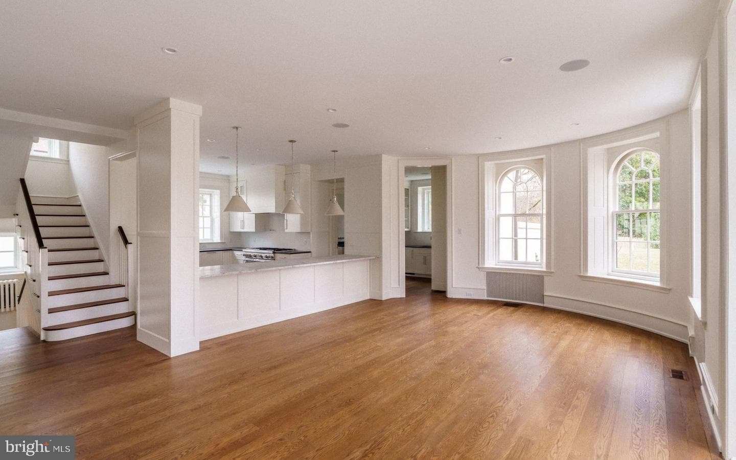 422 W Chestnut Hill Avenue photo 5