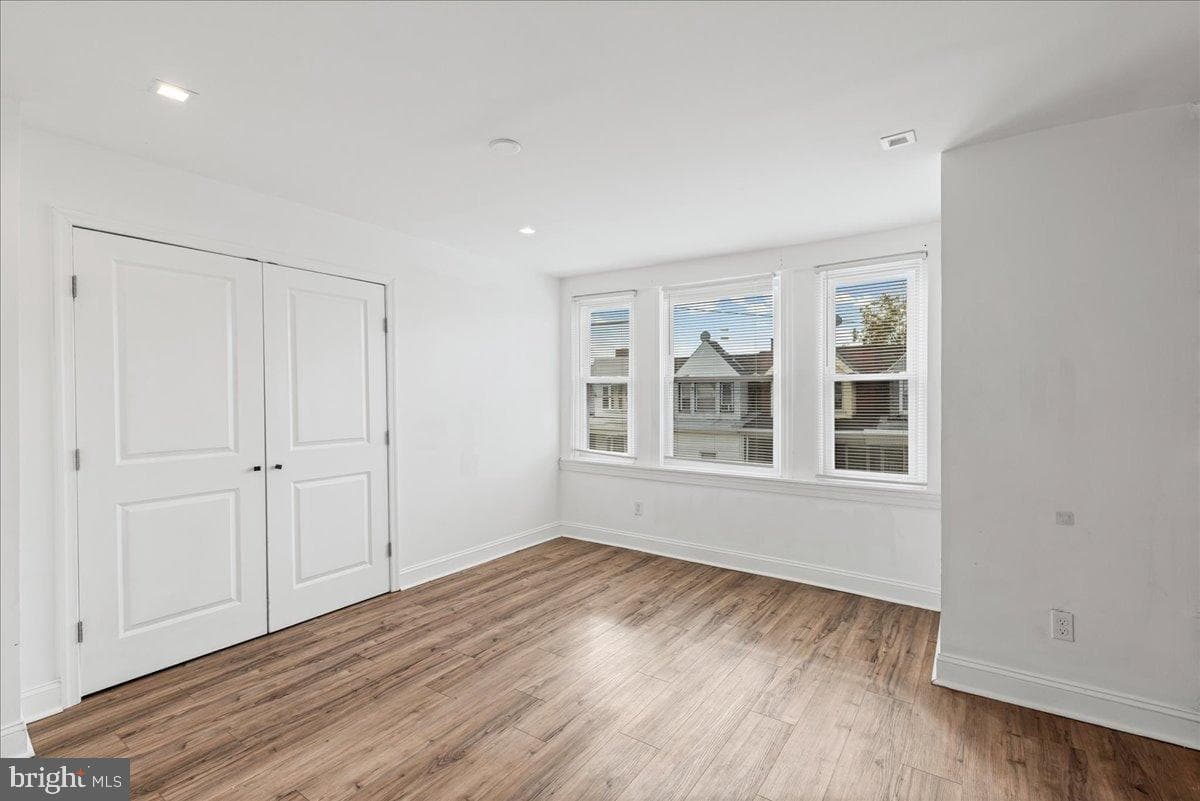 2637 S Carroll Street photo 20