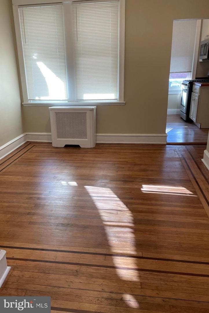 2084 Carver Street photo 6