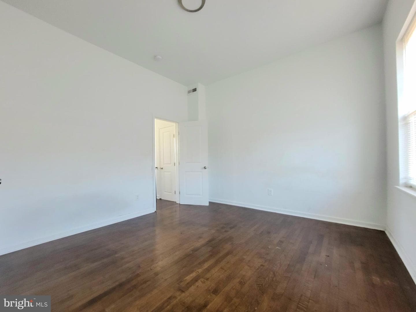 2420 N 15th Street photo 37