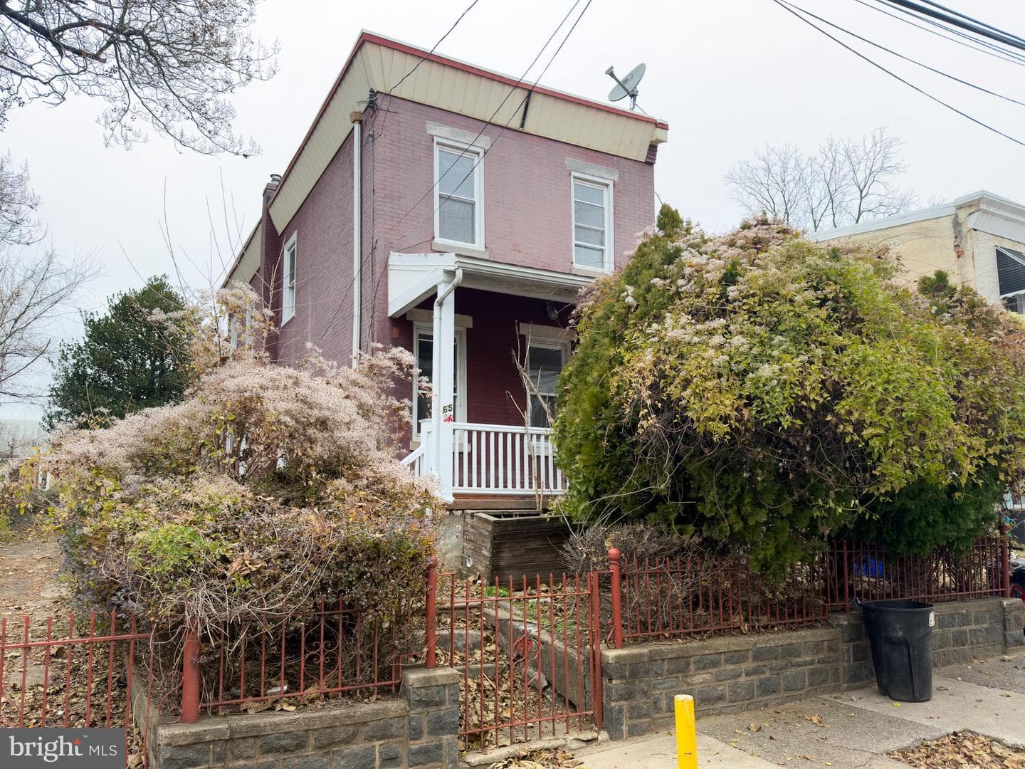 63 E Garfield Street photo 2