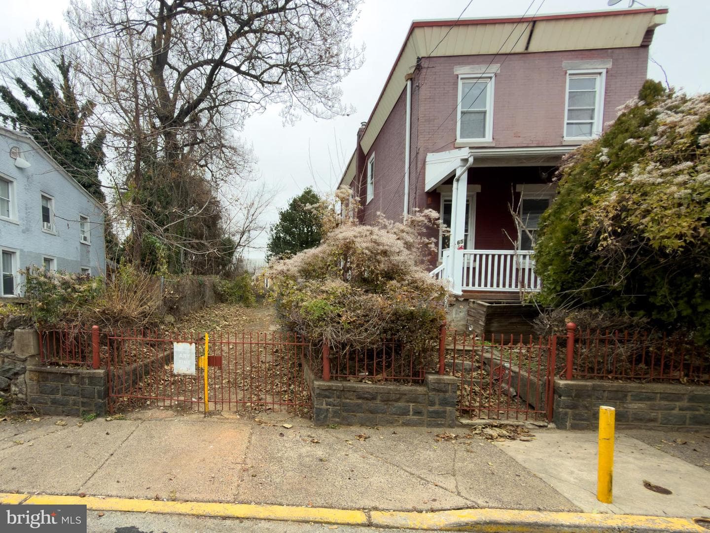 63 E Garfield Street photo 3