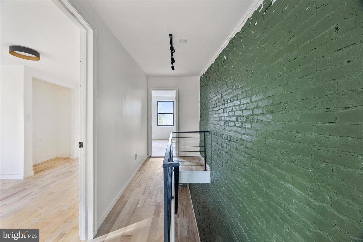 1253 S 32nd Street photo 17