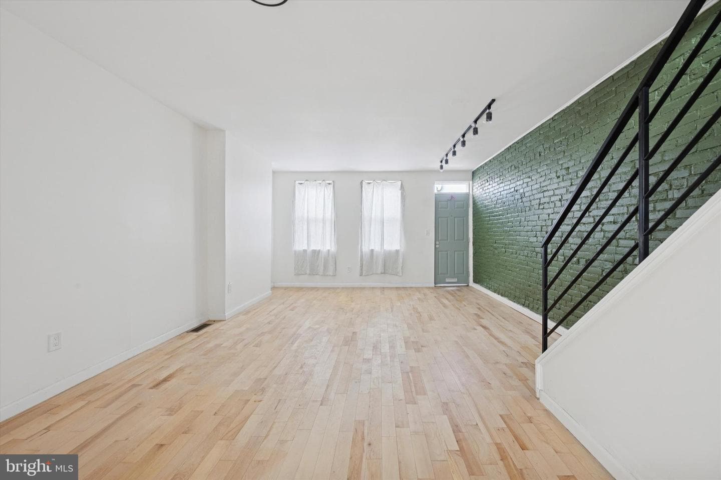 1253 S 32nd Street photo 6