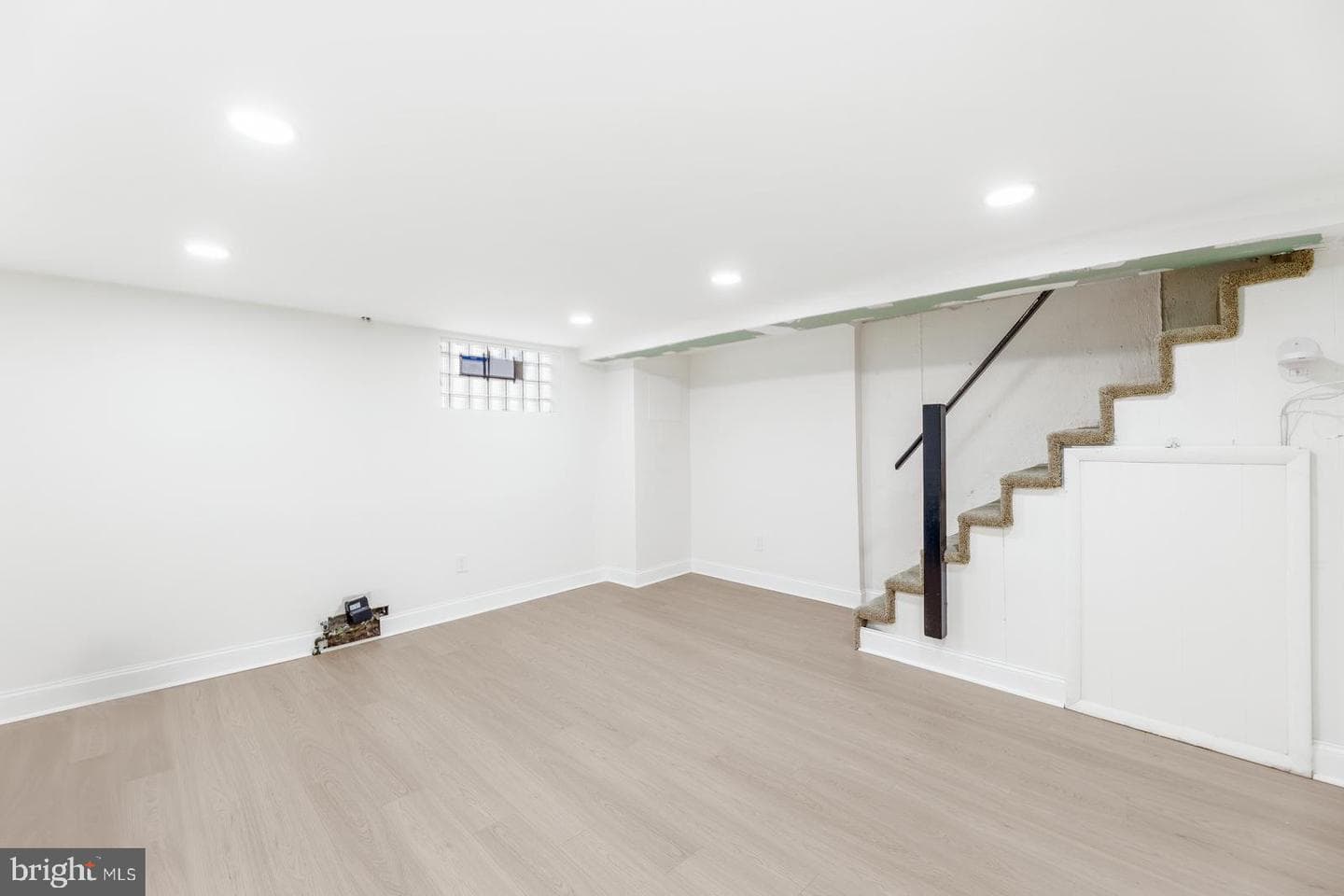 6302 Hegerman Street photo 24
