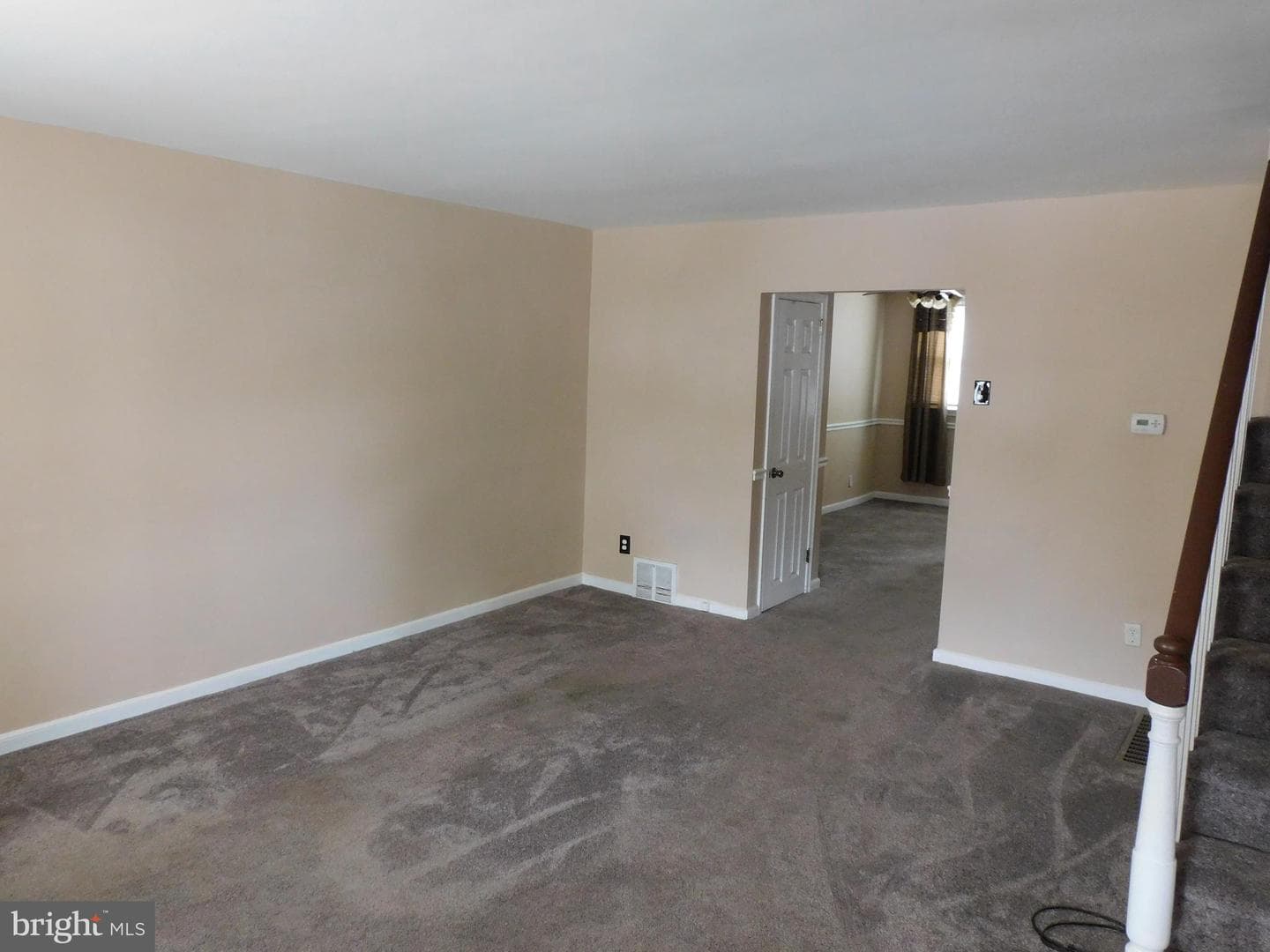 6348 Crafton Street photo 5