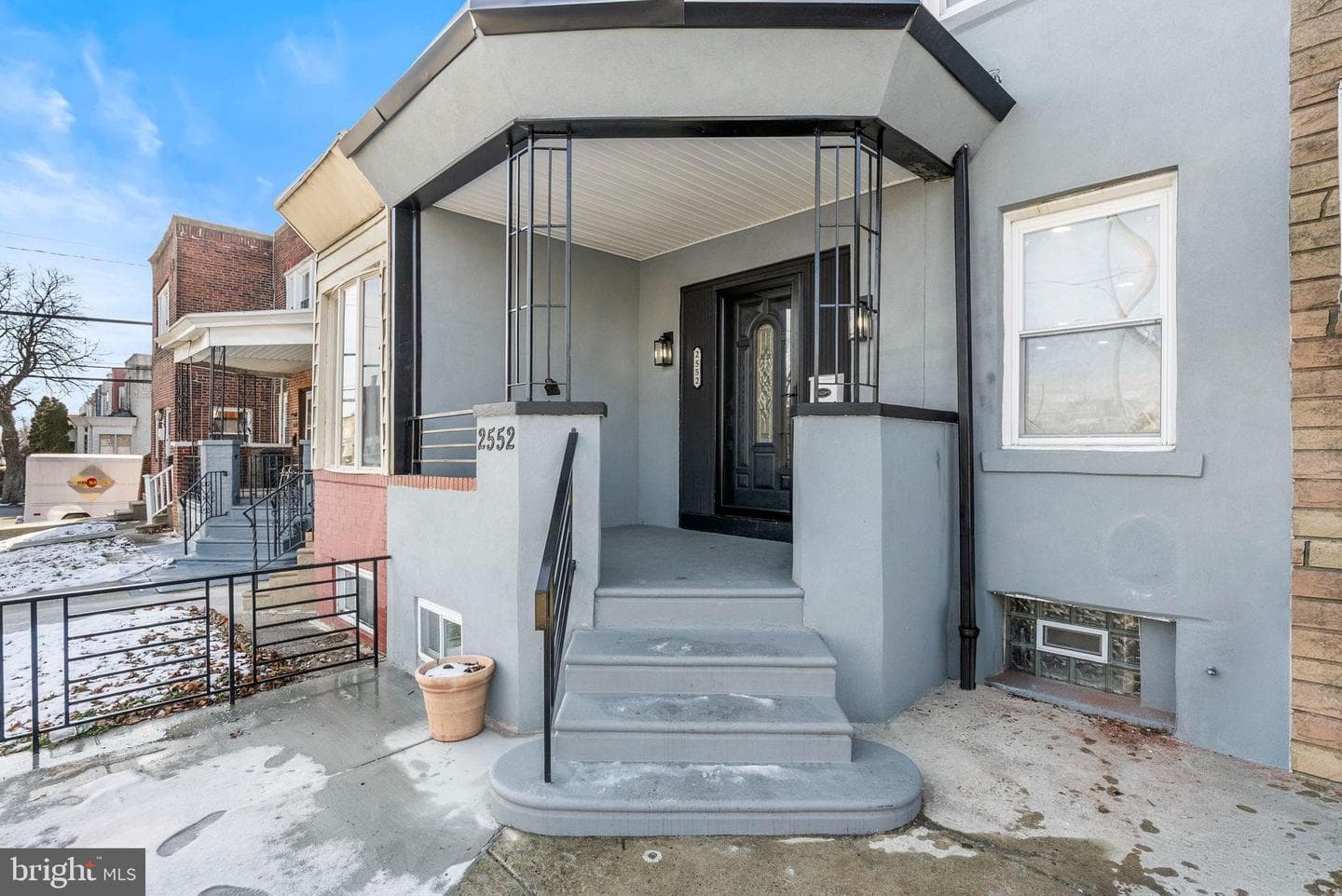 2552 S 68th Street photo 1