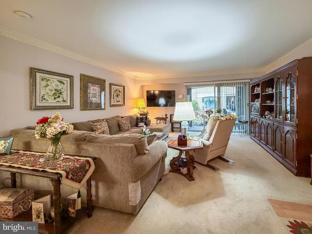 73106 Delaire Landing Road #106 photo 10