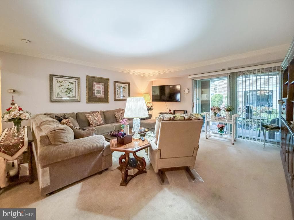 73106 Delaire Landing Road #106 photo 11