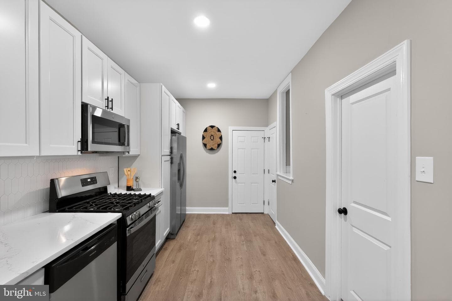 6108 Webster Street photo 10