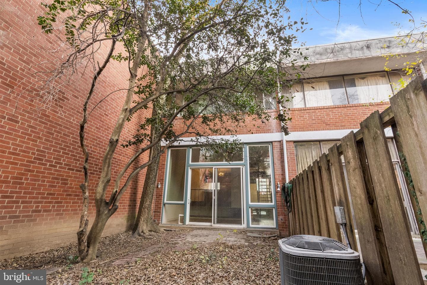 4427 Osage Avenue photo 32