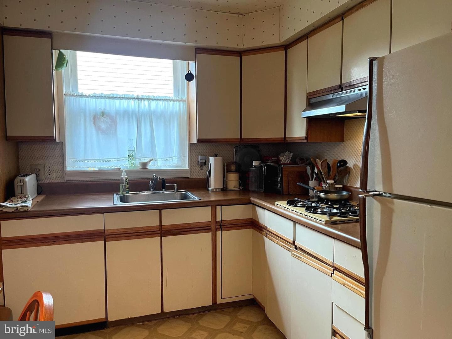 9609 Clark Street photo 13
