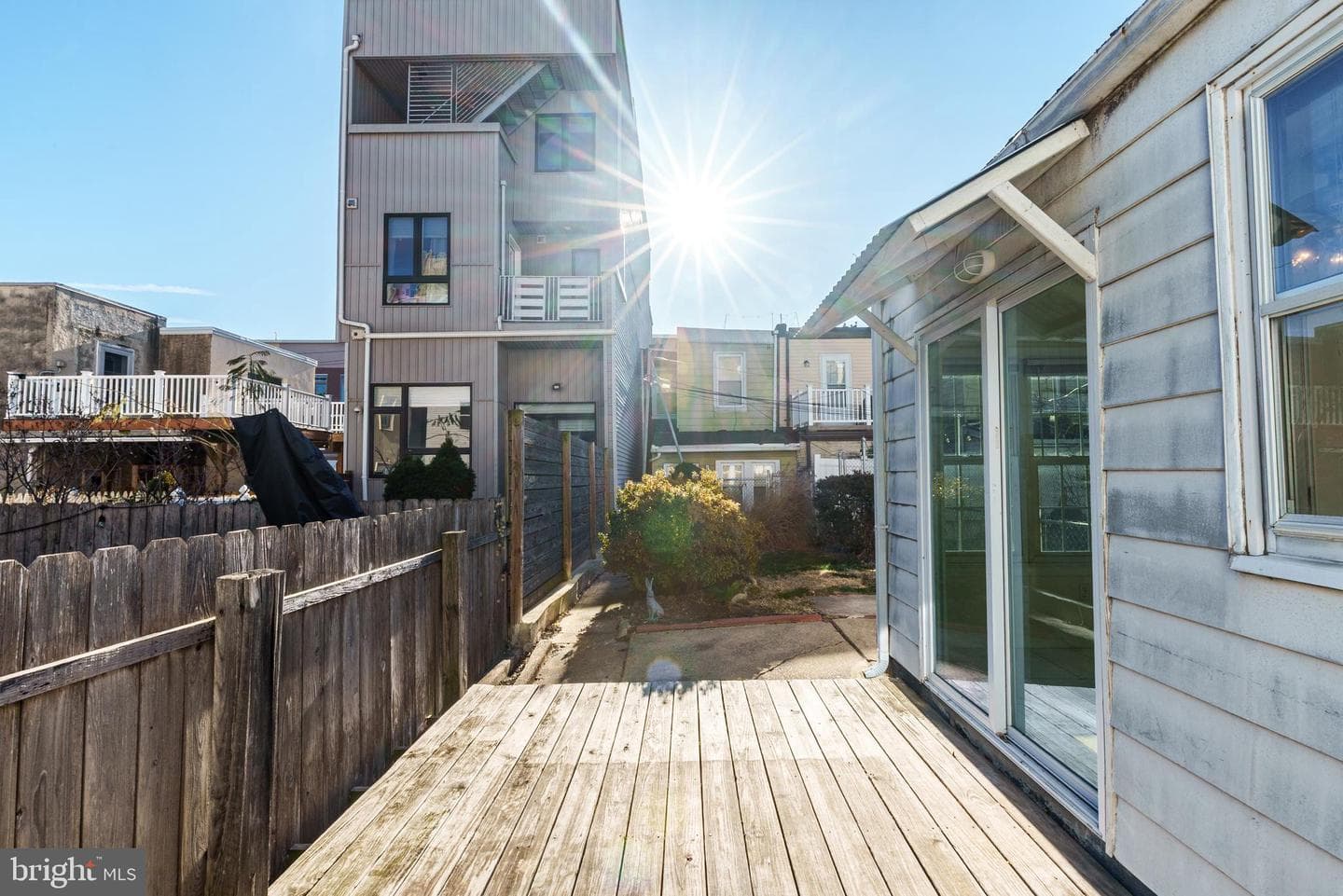 626 Moyer Street photo 3