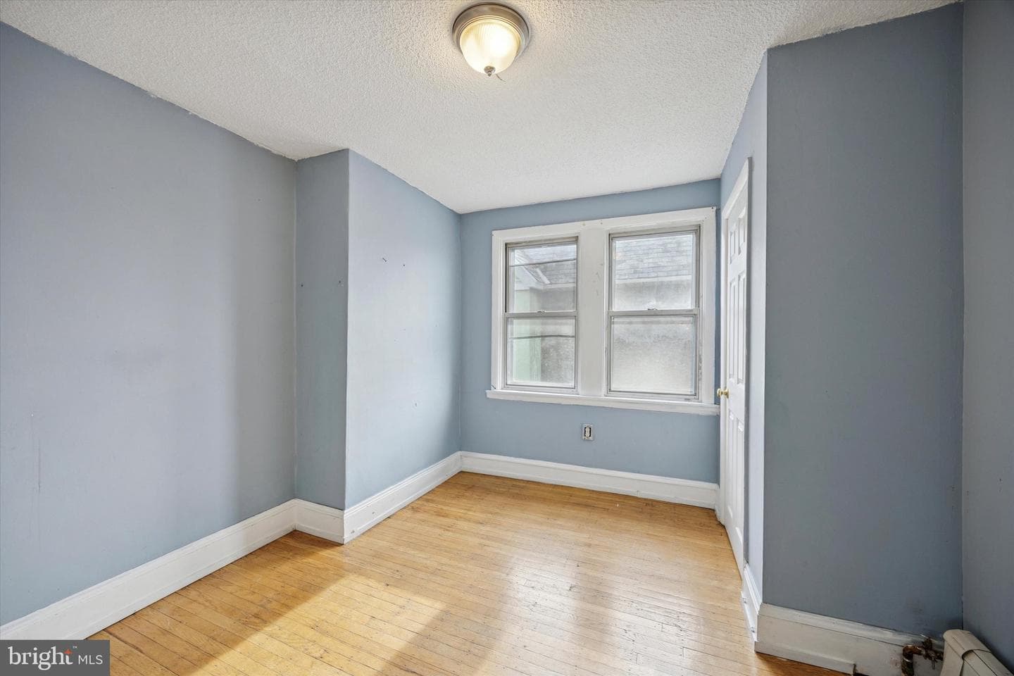 1502 E Lycoming Street photo 18