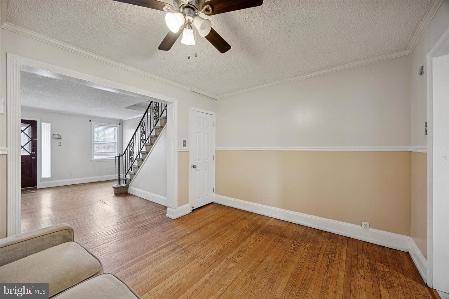 1502 E Lycoming Street photo 7