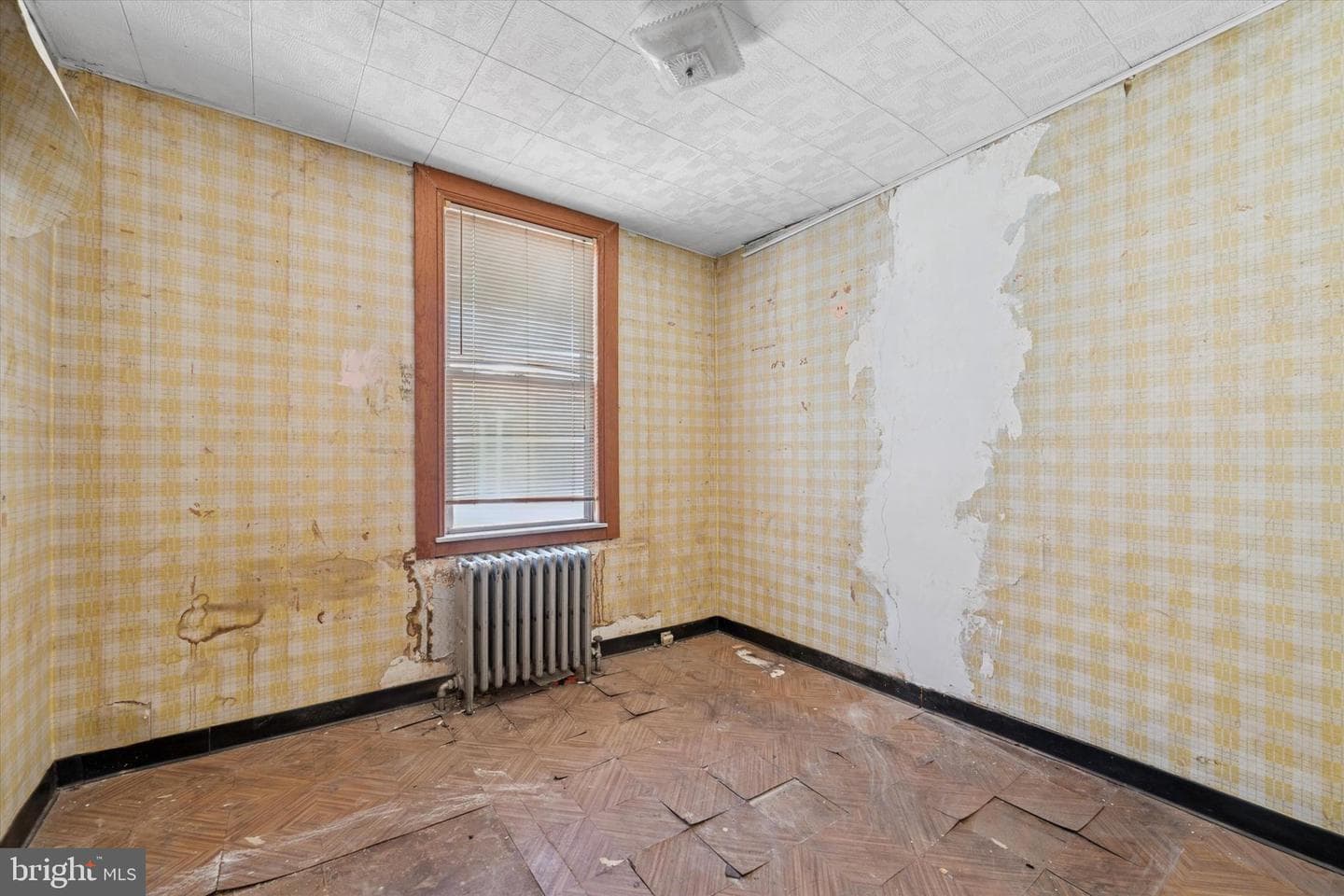 1810 S Sartain Street photo 9