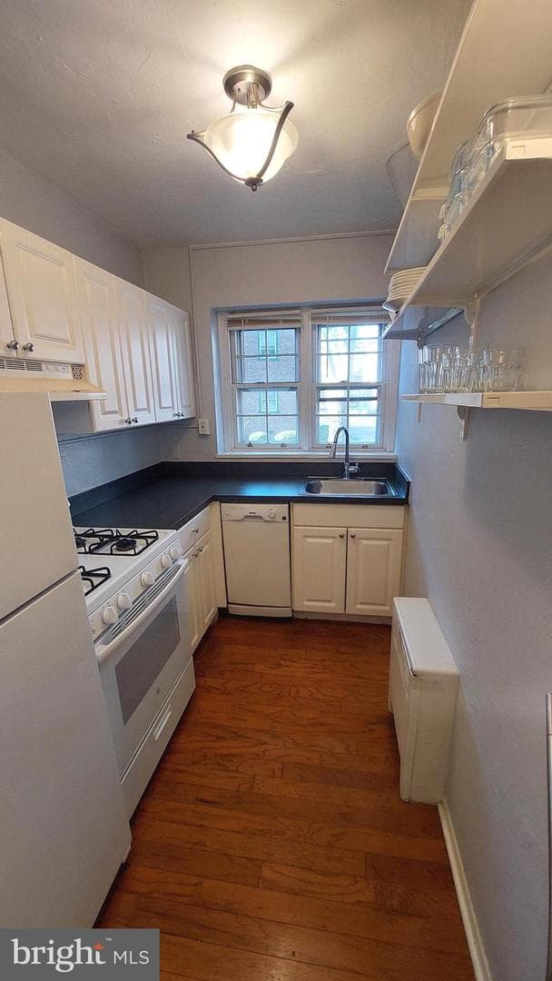 735 Melon Place #a photo 8