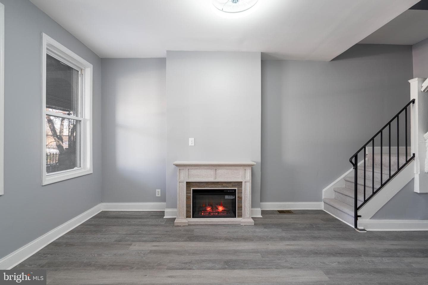 4938 Brown Street photo 11