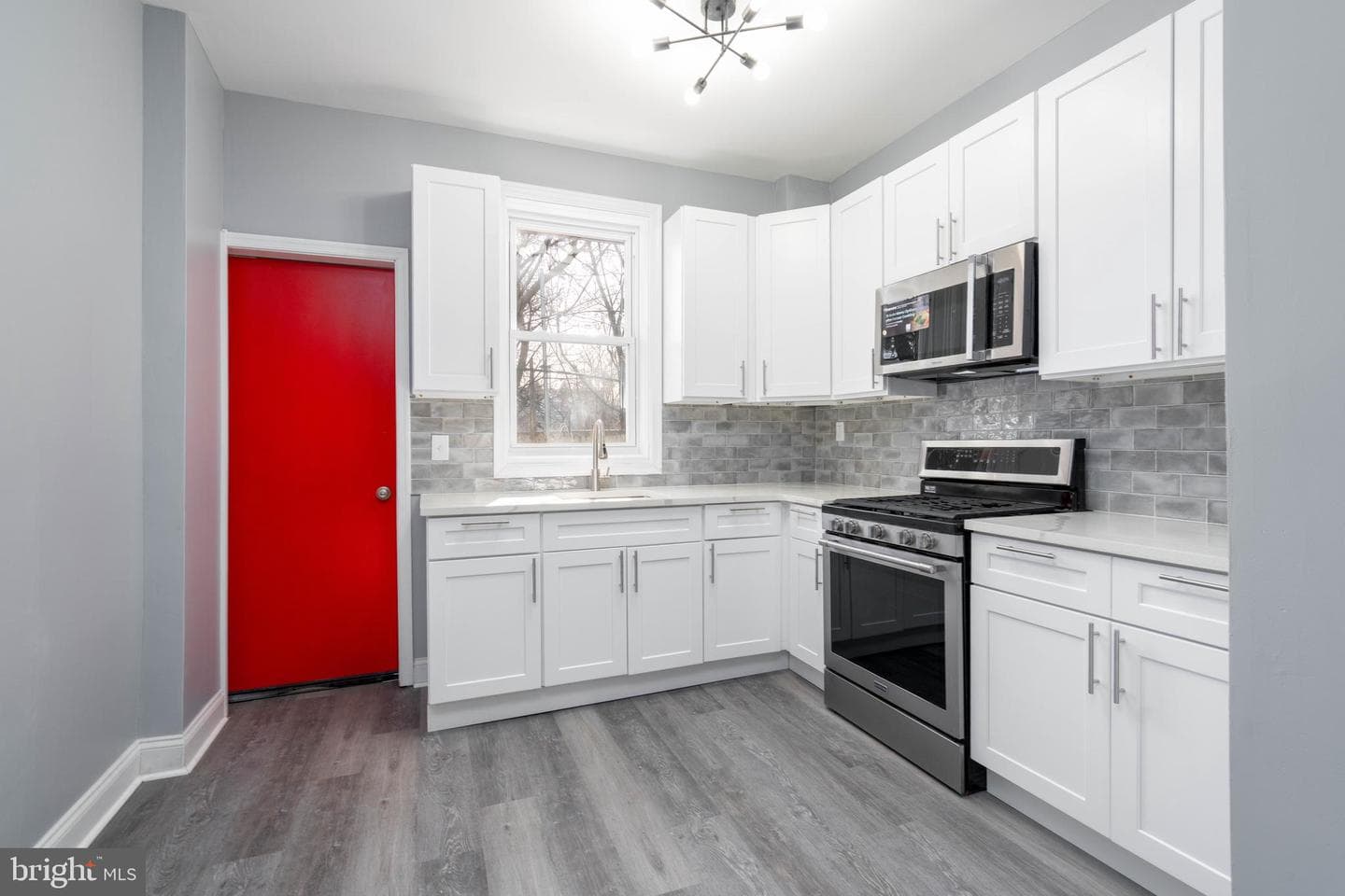 4938 Brown Street photo 16