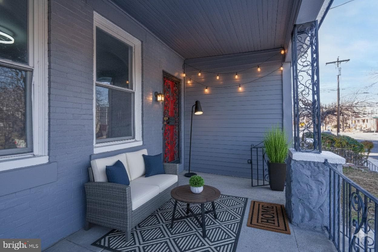 4938 Brown Street photo 6