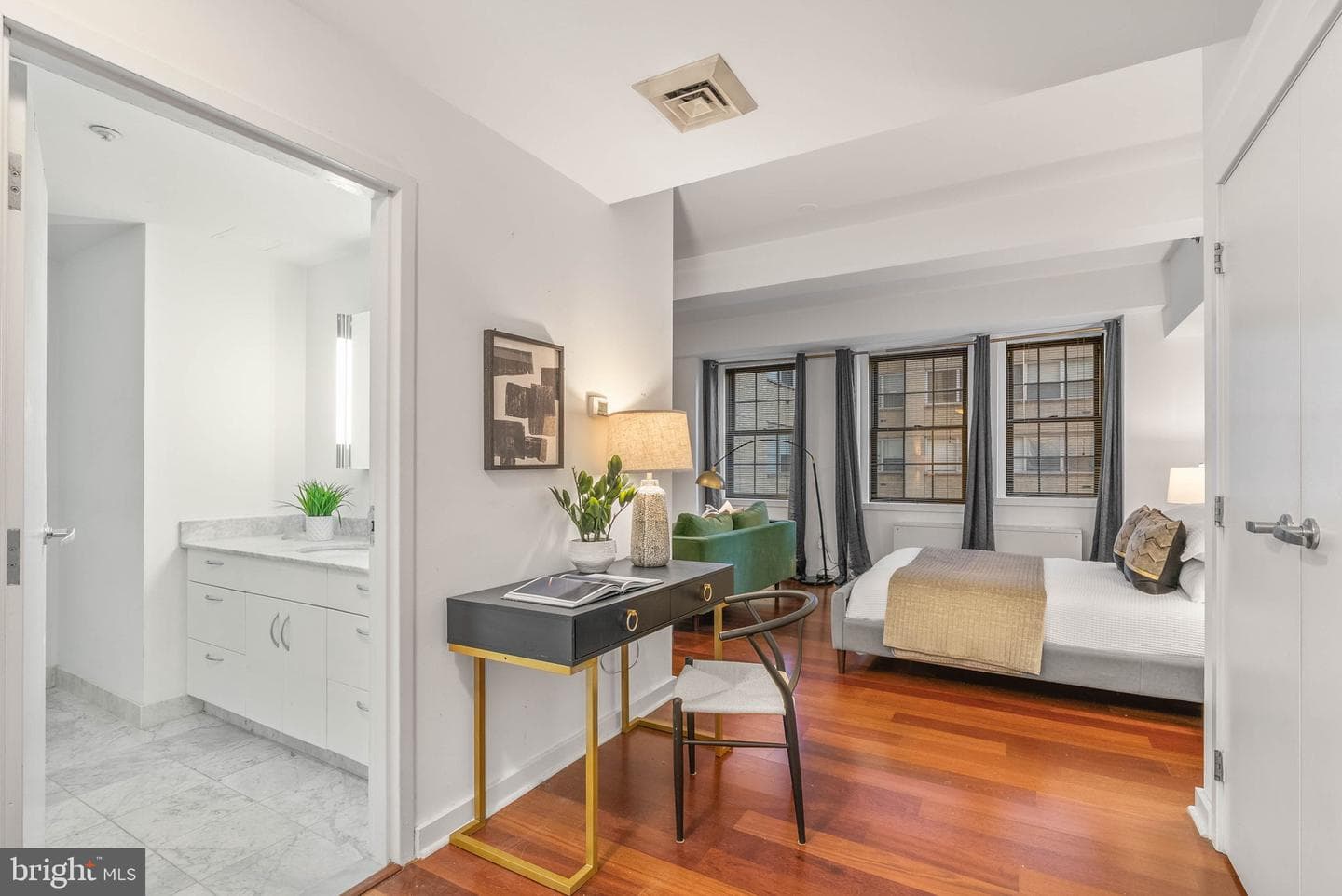 219 S 18th Street #404 photo 1